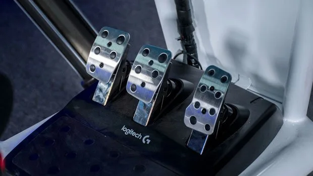 Simulated-Car-Pedal-ControlerSimulated-Car-Pedal-Controler